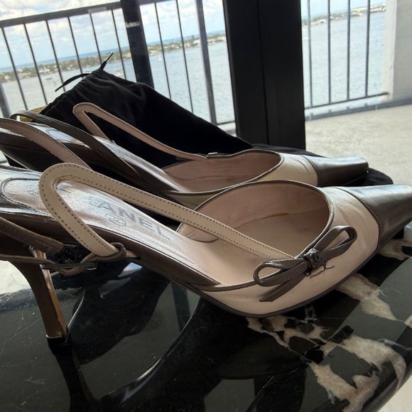 Shoes - Picture 8 of 13